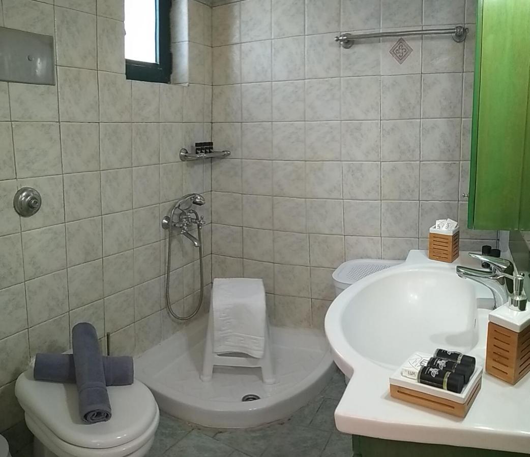 Marmari Megali Ammos Oasis Apartment & Studio Agia Marina  Dış mekan fotoğraf