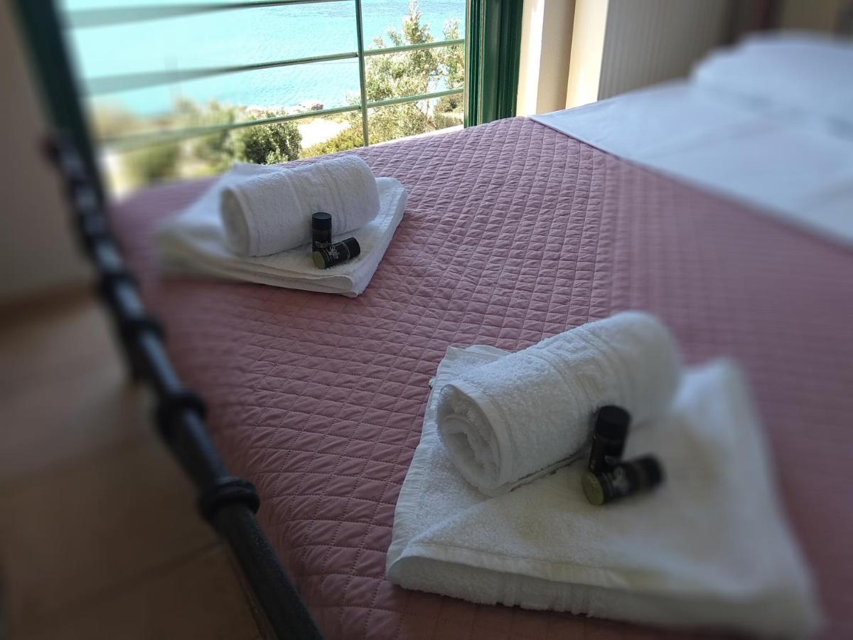 Marmari Megali Ammos Oasis Apartment & Studio Agia Marina  Dış mekan fotoğraf
